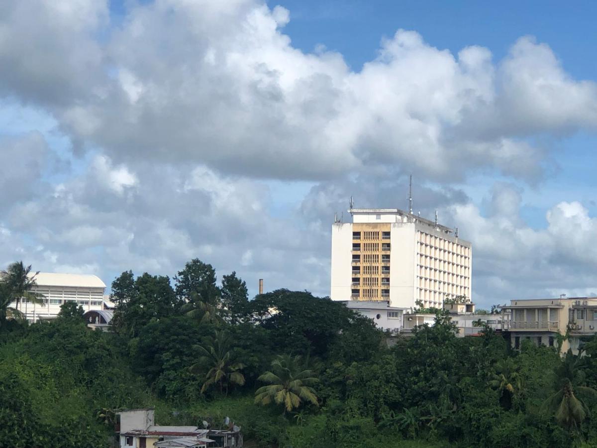Appartement Avec Vue Panoramique De Pointe-A-Pitre Exteriör bild