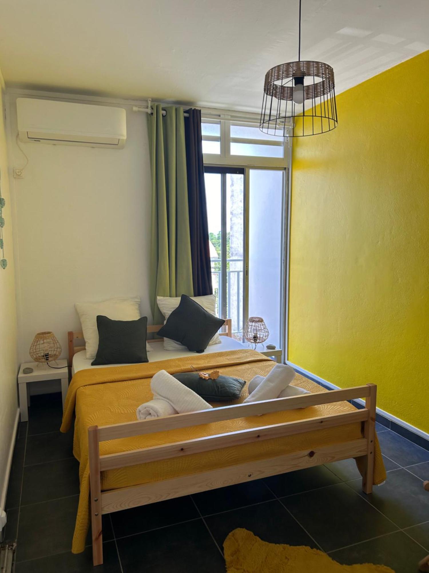 Appartement Avec Vue Panoramique De Pointe-A-Pitre Exteriör bild