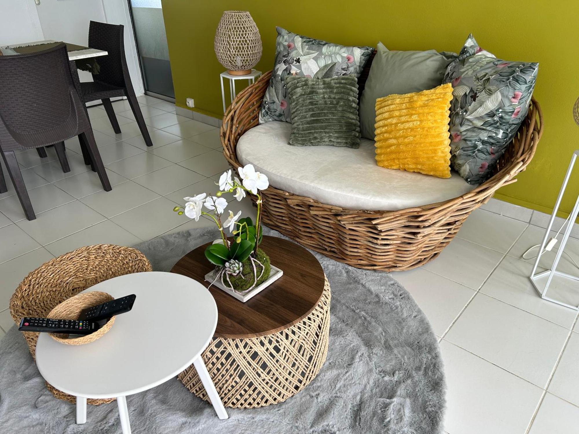 Appartement Avec Vue Panoramique De Pointe-A-Pitre Exteriör bild